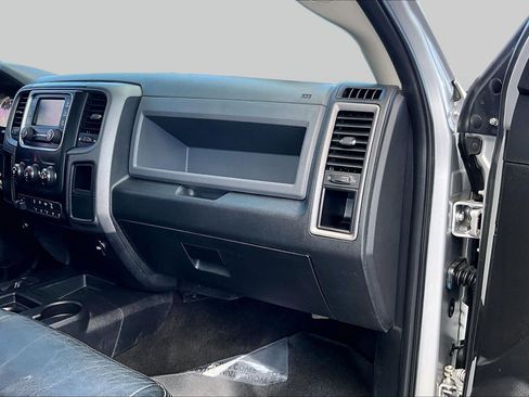 Used 2018 RAM 2500 Tradesman w/ Chrome Appearance Group AWD/4WD image 15