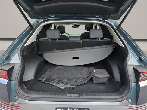 Used 2024 Hyundai Ioniq 5 Limited RWD image 11