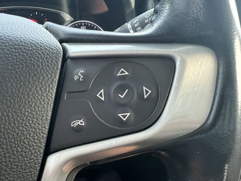 Used 2019 GMC Acadia SLT w/ Black Edition image 4