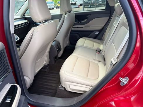Certified 2022 Lincoln Corsair AWD w/ Premium Package image 15