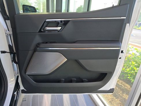 New 2025 GMC Sierra EV Denali AWD/4WD image 27