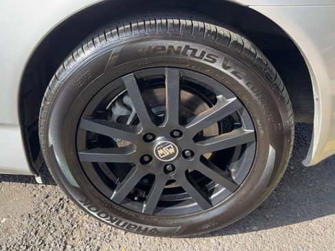 Used 2002 Honda S2000 image 10