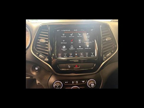 Used 2019 Jeep Cherokee Limited AWD/4WD image 22