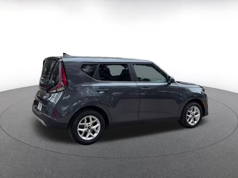 Used 2025 Kia Soul LX w/ LX Technology Package image 15