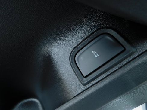 New 2026 Chevrolet Equinox ACTIV w/ Safety and Technology Package image 27