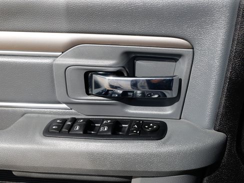 Used 2016 RAM 3500 Lone Star image 45