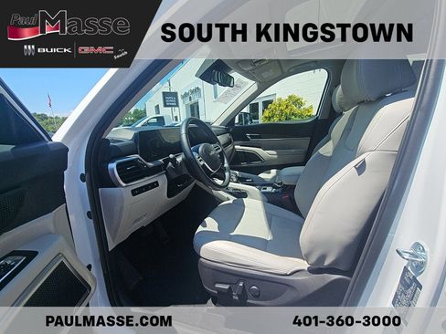 Used 2024 Kia Telluride EX w/ EX Captain's Chair Package AWD/4WD image 14