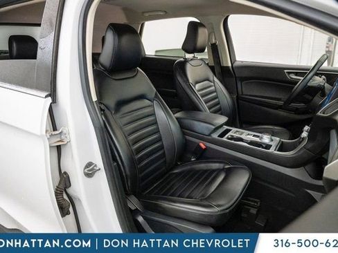 Used 2022 Ford Edge SEL image 29