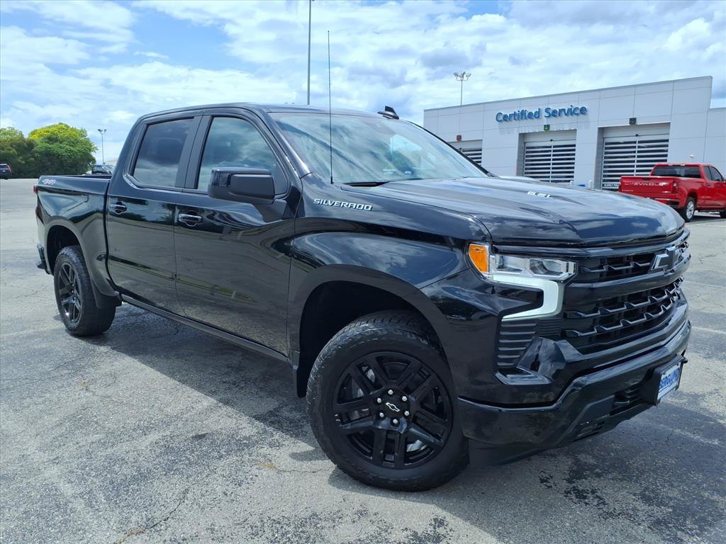 New 2026 Chevrolet Silverado 1500 RST w/ Convenience Package II AWD/4WD image 2