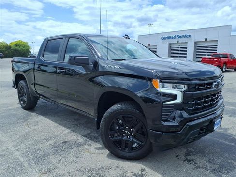 New 2026 Chevrolet Silverado 1500 RST w/ Convenience Package II AWD/4WD image 2