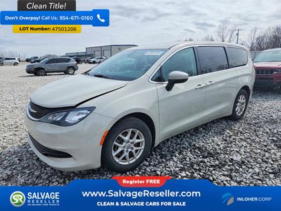 Used 2017 Chrysler Pacifica Touring