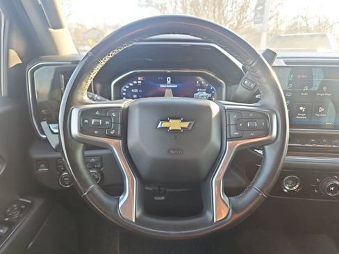 Used 2024 Chevrolet Silverado 1500 LT image 12