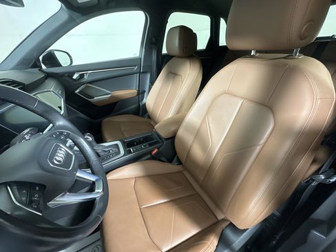 Used 2022 Audi Q3 2.0T Premium image 9