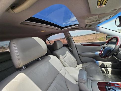 Used 2004 Lexus ES 330 FWD image 16
