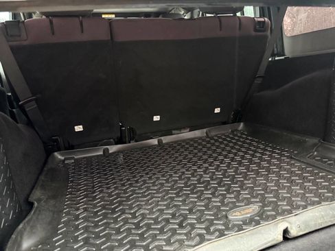 Used 2015 Jeep Wrangler Unlimited Sport w/ Connectivity Group AWD/4WD image 20