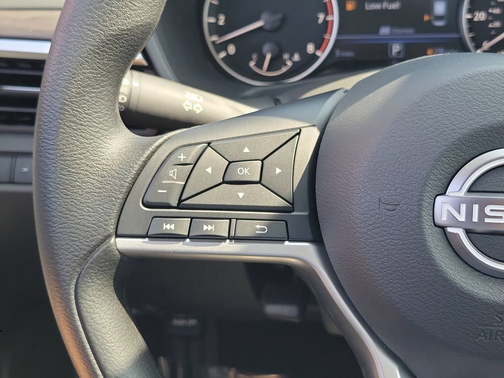 New 2026 Nissan Altima 2.5 SV w/ SV Special Edition Package FWD image 8