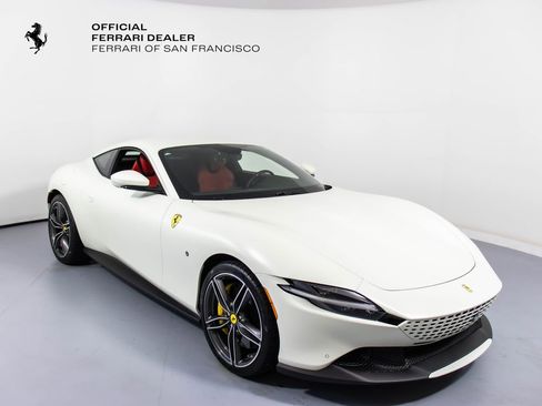 Certified 2022 Ferrari Roma image 1