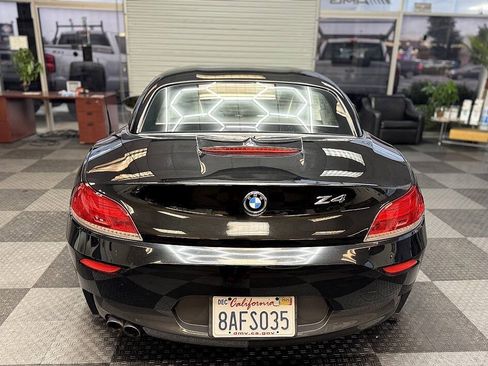 Used 2015 BMW Z4 sDrive28i RWD image 18