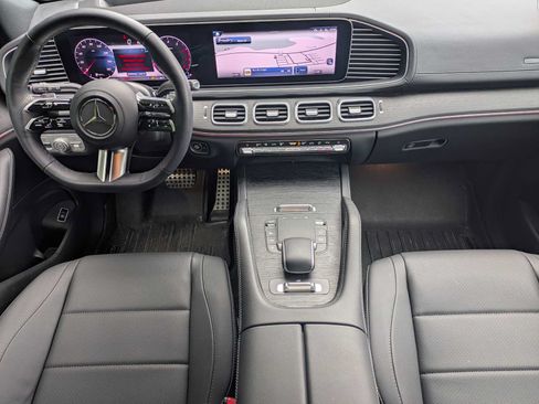 Used 2024 Mercedes-Benz GLS 450 4MATIC image 17