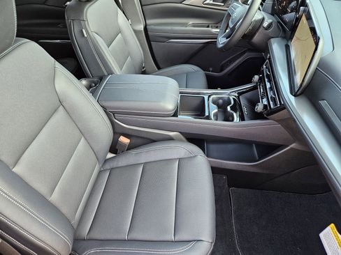 New 2026 Chevrolet Traverse LT w/ Midnight/Sport Edition image 15