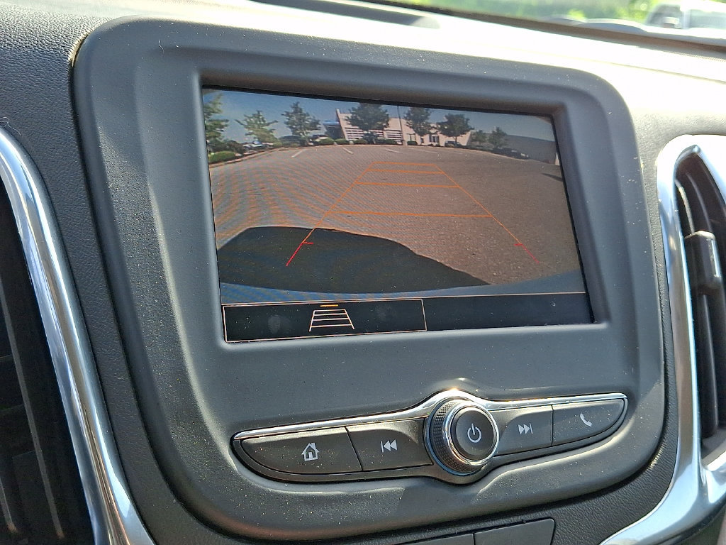 Used 2023 Chevrolet Equinox LS w/ LPO, Floor Liner Package AWD/4WD image 3