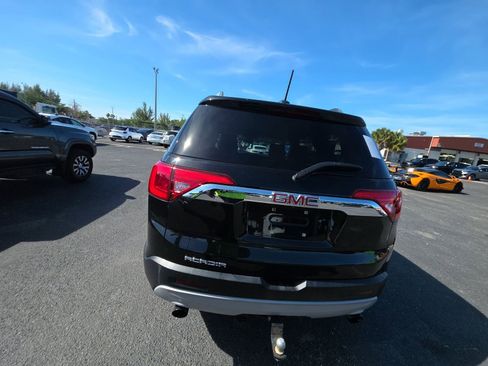 Used 2019 GMC Acadia SLE FWD image 7