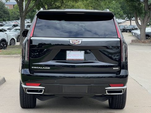 Used 2023 Cadillac Escalade Premium Luxury AWD/4WD image 5