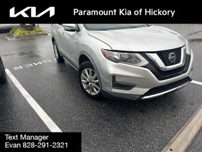 Used 2020 Nissan Rogue SV