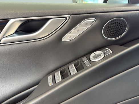 Used 2023 Genesis G80 2.5T RWD image 13