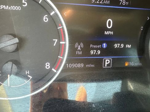 Used 2021 Nissan Sentra SV FWD image 25