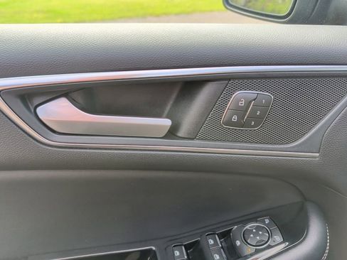 Used 2018 Ford Edge Sport w/ Equipment Group 401A AWD/4WD image 30
