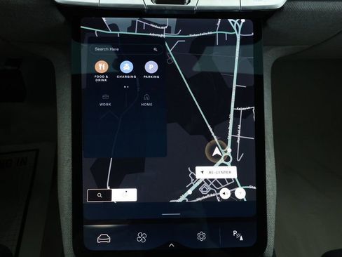 Used 2023 Lucid Air Touring image 19