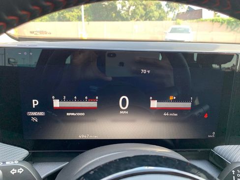 Certified 2026 Nissan Kicks SR FWD image 7