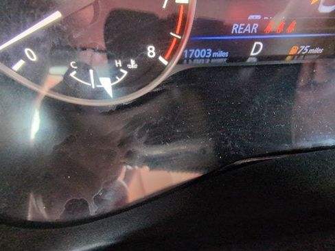 Used 2025 Nissan Altima 2.5 SV image 11