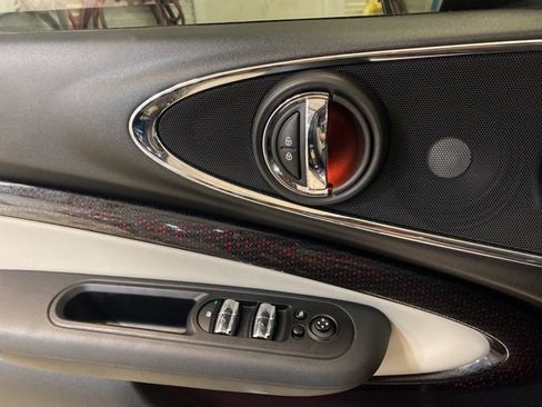 Used 2021 MINI Cooper Clubman S w/ Driver Assistance Package image 13