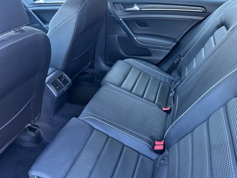 Used 2019 Volkswagen Golf R 4-Door AWD/4WD image 12