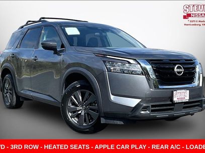 Used 2022 Nissan Pathfinder SV