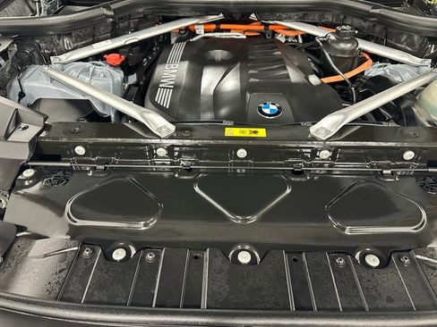 Used 2026 BMW X5 xDrive50e image 66