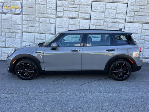 Used 2017 MINI Cooper Clubman ALL4 w/ Premium Package image 7