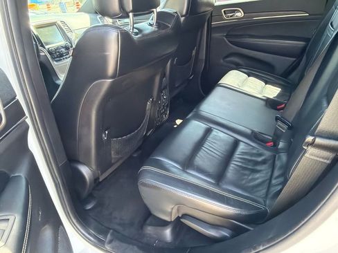 Used 2015 Jeep Grand Cherokee Limited AWD/4WD image 12