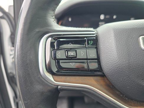 Used 2022 Jeep Grand Wagoneer Series I w/ HD Trailer Tow Package image 31