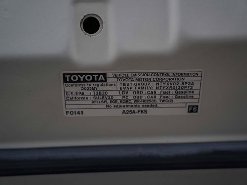 Certified 2022 Toyota Camry SE image 28