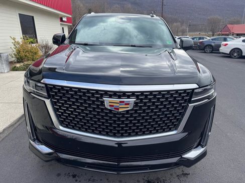 Used 2021 Cadillac Escalade Luxury AWD/4WD image 9