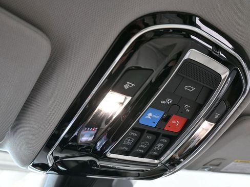 Used 2023 Jeep Grand Cherokee L Summit w/ Luxury Tech Group V image 29