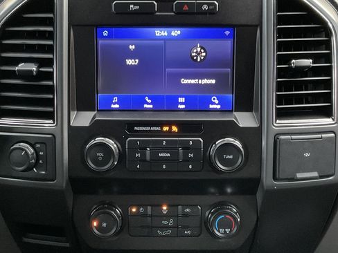 Used 2020 Ford F150 XLT image 16