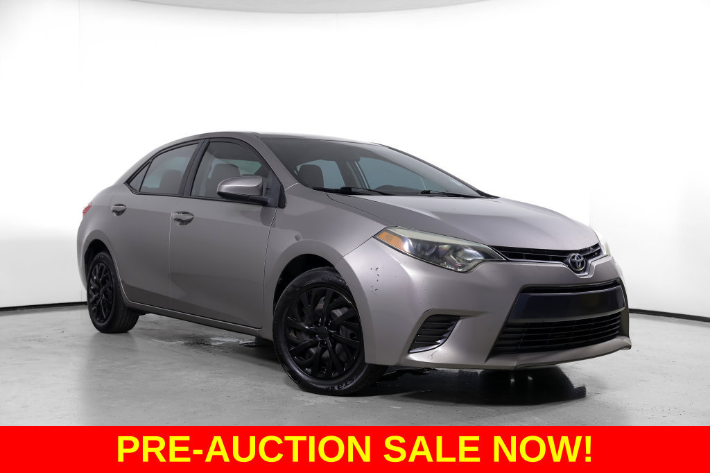 Used 2015 Toyota Corolla LE FWD image 1