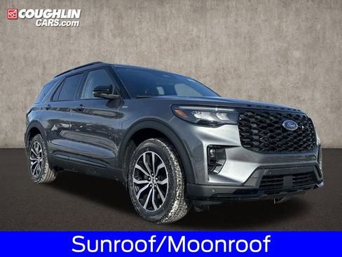 New 2026 Ford Explorer ST-Line image 2