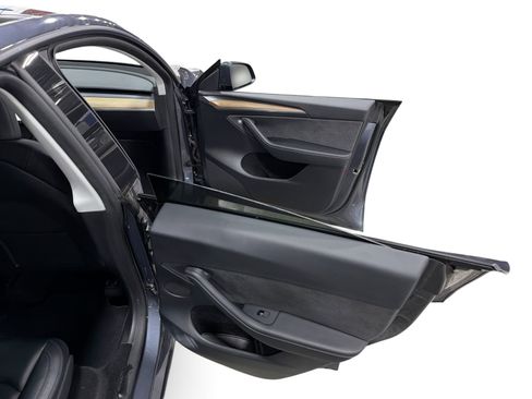 Certified 2023 Tesla Model Y Long Range AWD/4WD image 12