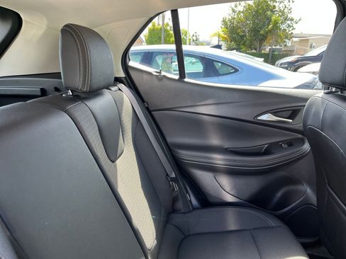 Used 2025 Buick Encore GX Preferred image 38