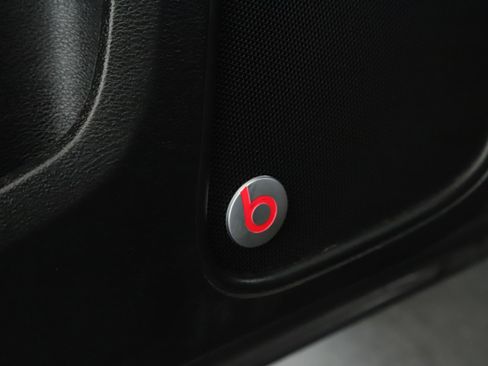 Used 2018 Dodge Charger GT image 8